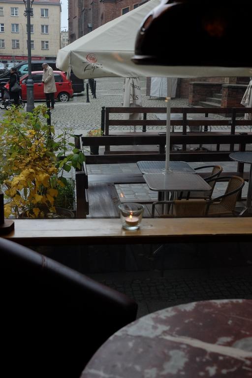 Academus Pub & Guest House Βρότσλαβ Εξωτερικό φωτογραφία