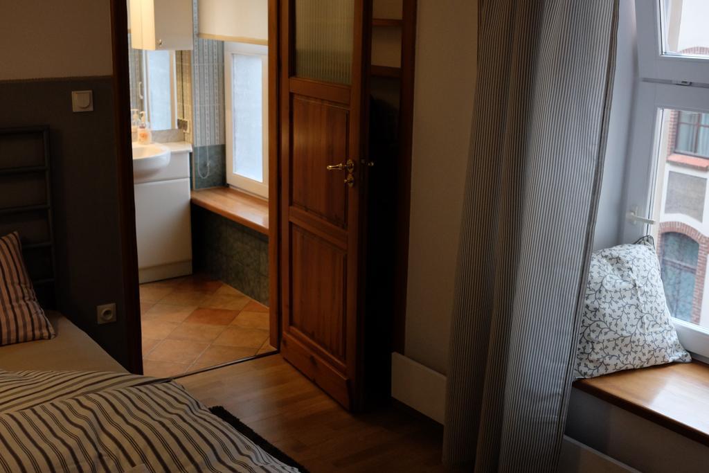 Academus Pub & Guest House Βρότσλαβ Εξωτερικό φωτογραφία