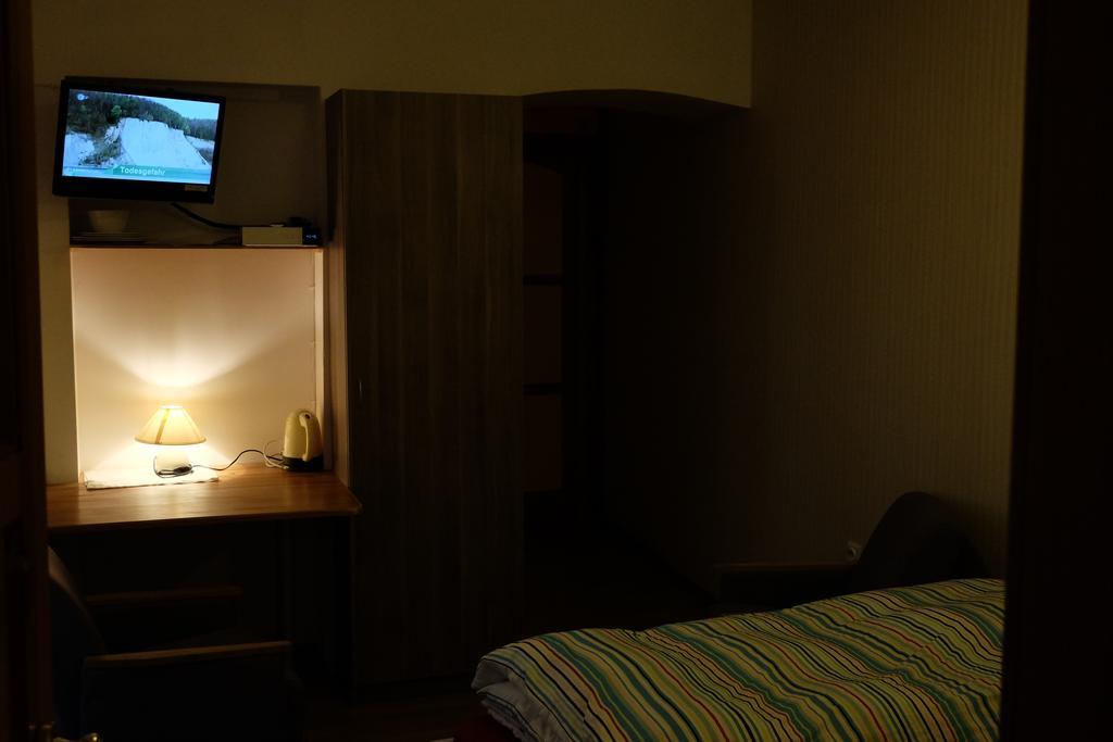 Academus Pub & Guest House Βρότσλαβ Εξωτερικό φωτογραφία