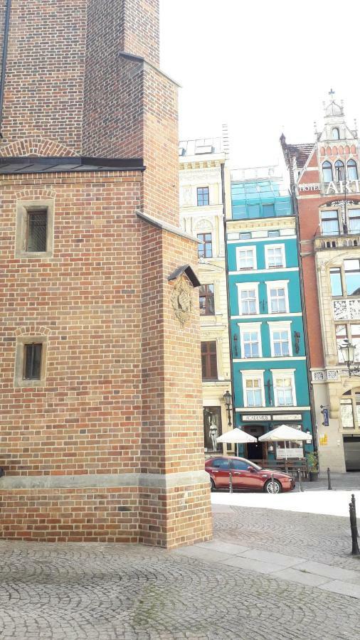 Academus Pub & Guest House Βρότσλαβ Εξωτερικό φωτογραφία